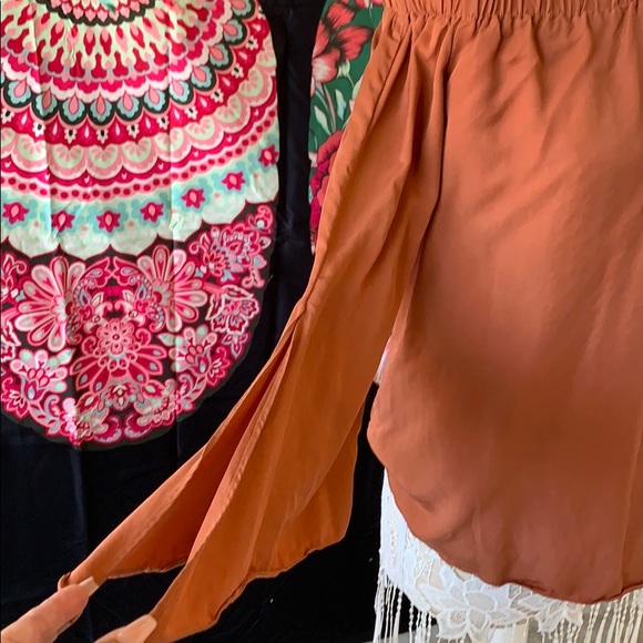 BOUTIQUE RUST BLOUSE - Picture 2 of 5